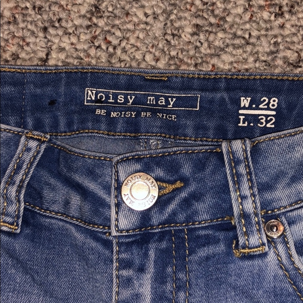 Jeans - Picture 2 of 4